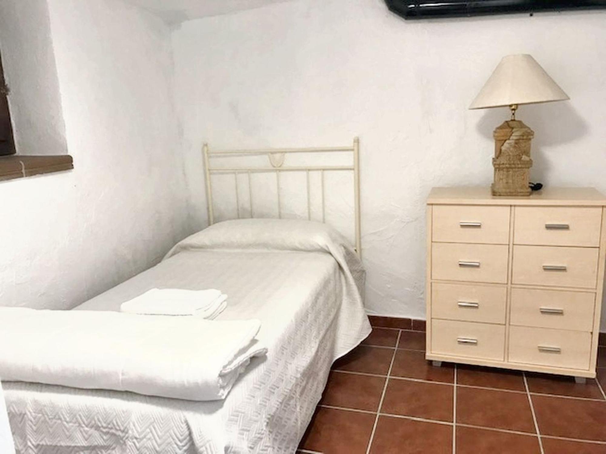 Spacious House In With Fireplace Holiday home Benalauria