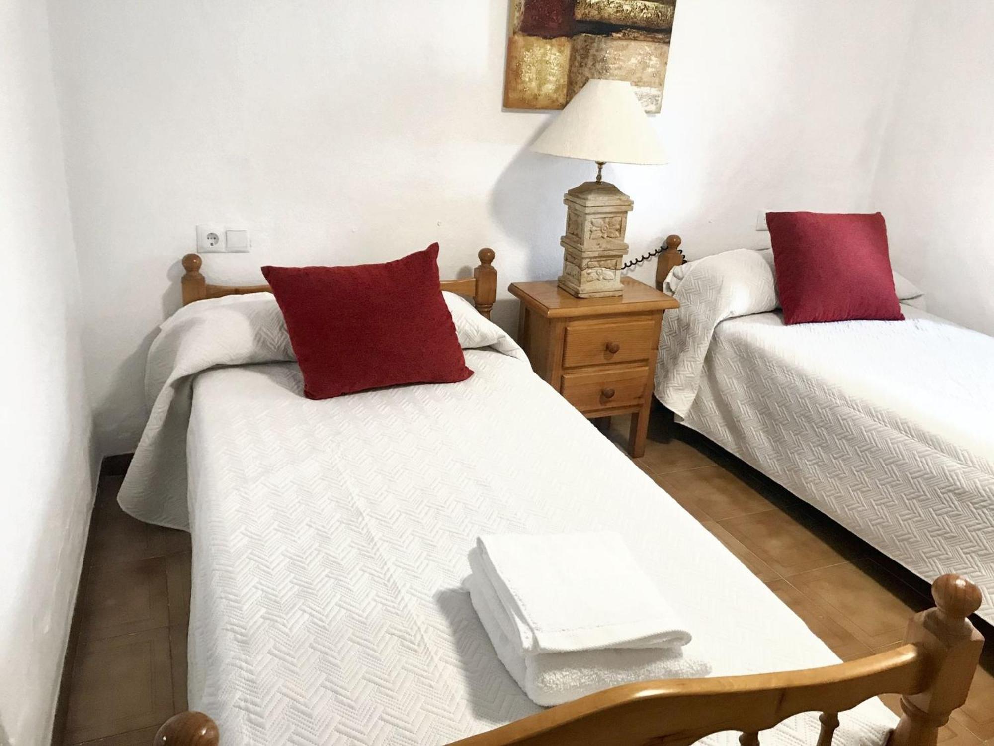 Spacious House In With Fireplace Сasa de vacaciones *