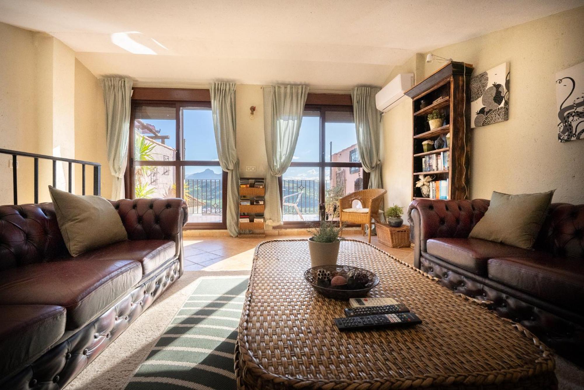 Сasa de vacaciones Eagles Nest - Massive Townhouse With Pool With Outstanding Views *