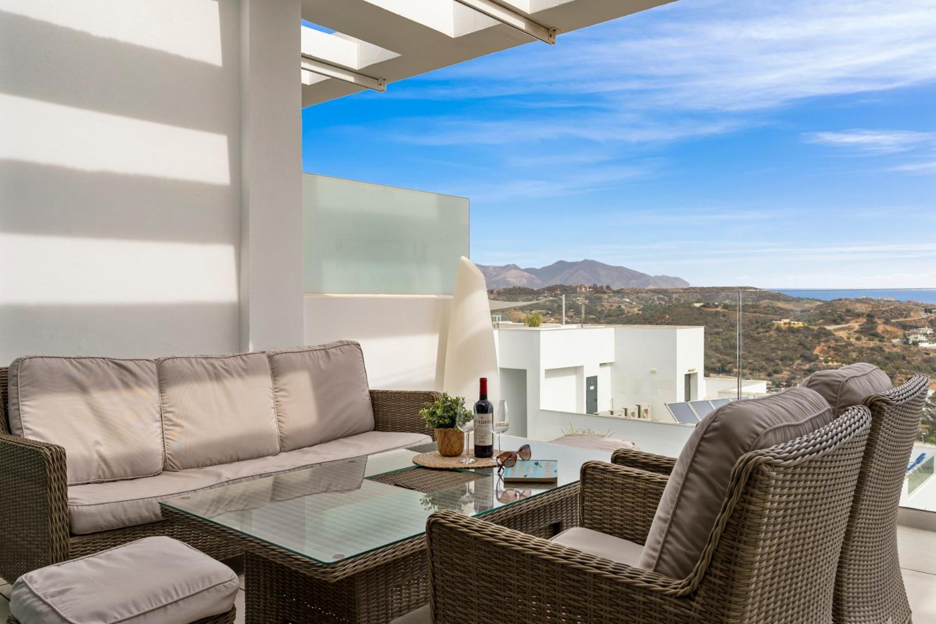 Stunning Place In Casa Banderas W Pool, Padel, Gym By Costarentals - Ref 74
