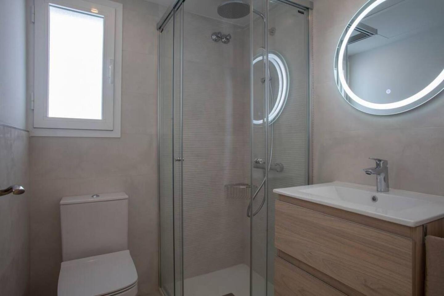 Apartment New! Renovated Flat In