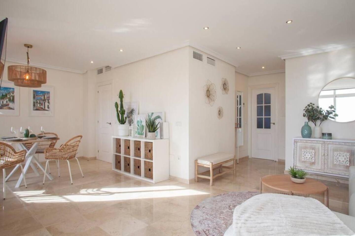 New! Renovated Flat In Mijas