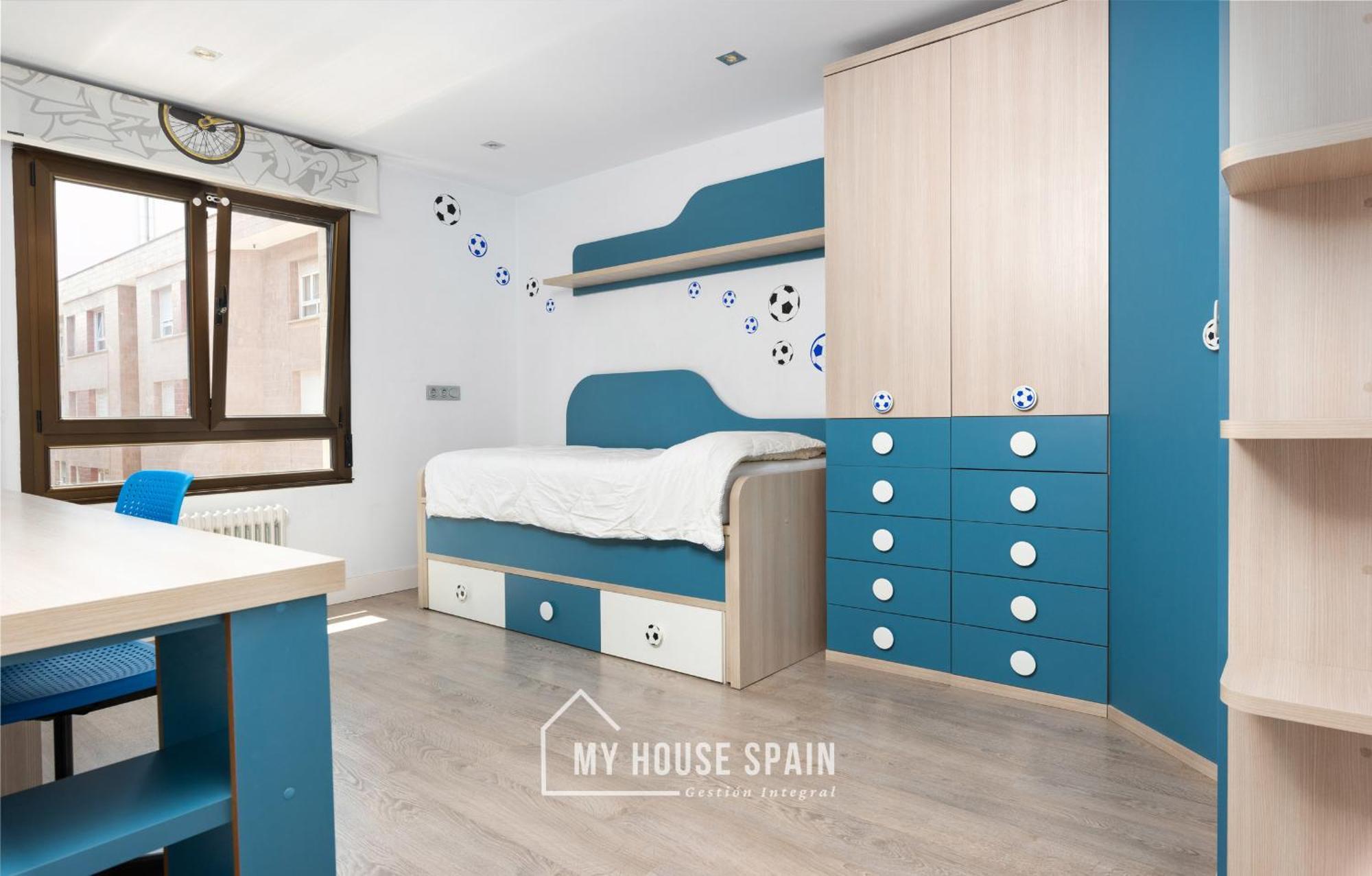 Myhousespain - Espacioso Piso Con Parking Apartamento Gijón