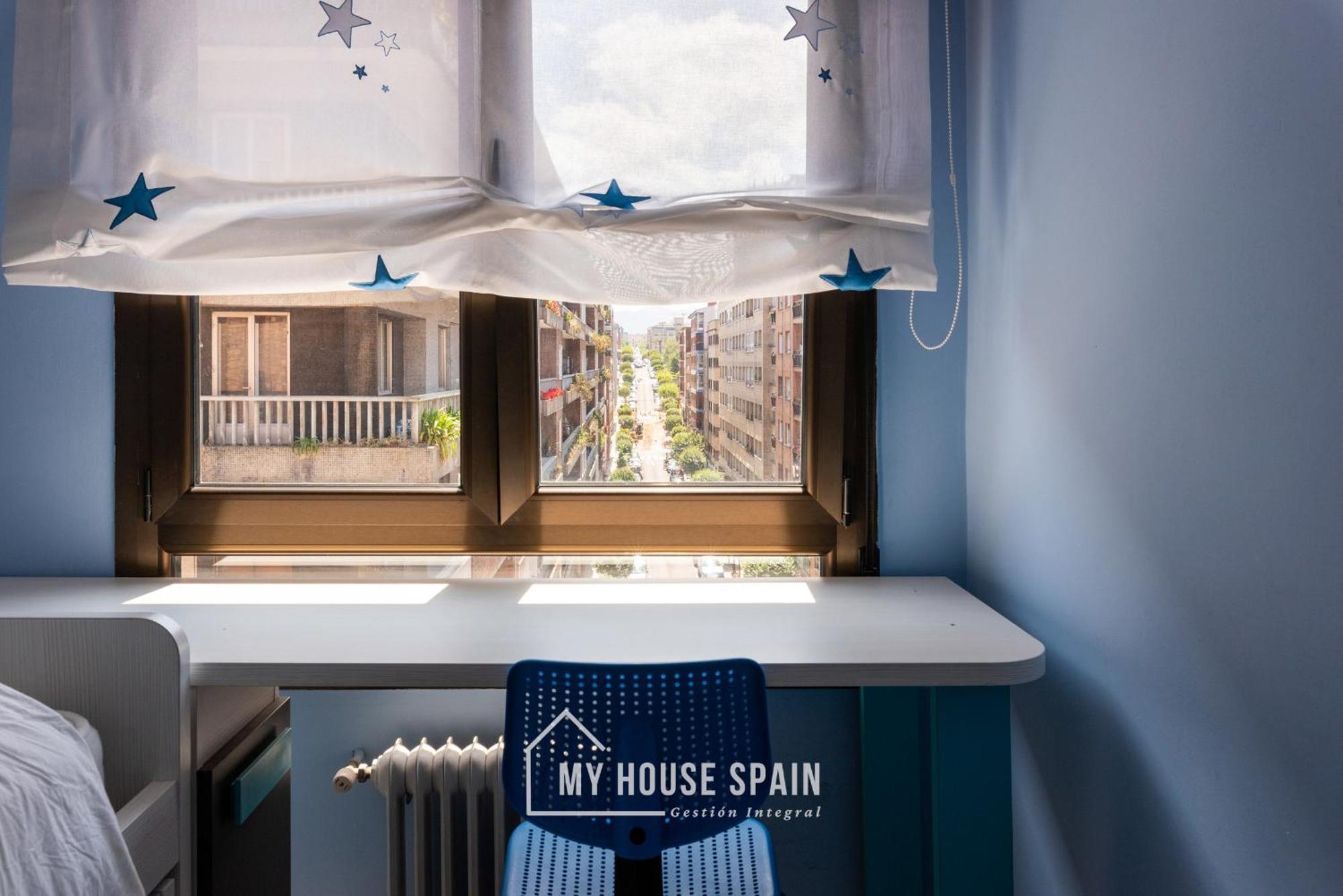 Apartamento Myhousespain - Espacioso Piso Con Parking