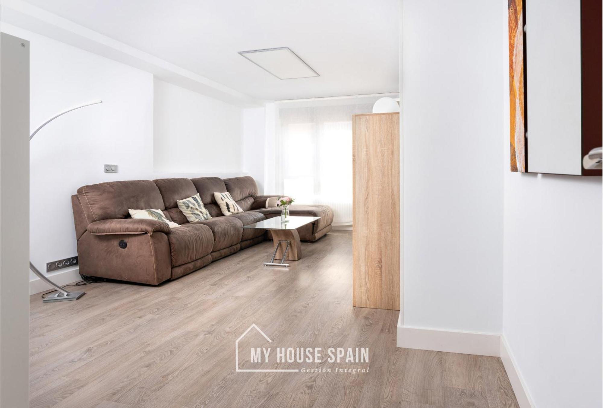 Myhousespain - Espacioso Piso Con Parking Apartamento