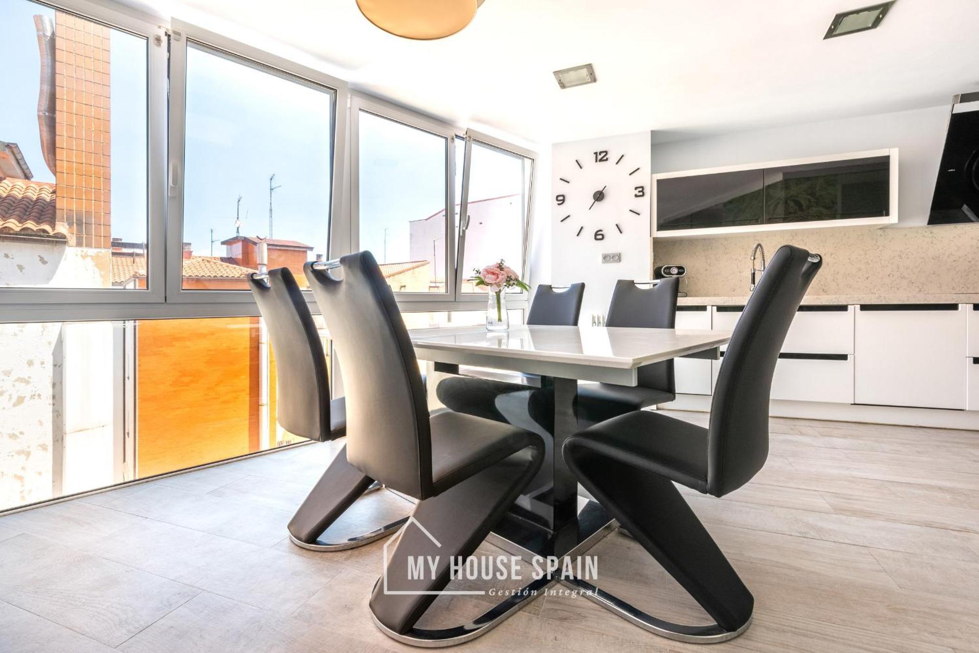 Myhousespain - Espacioso Piso Con Parking Apartamento *