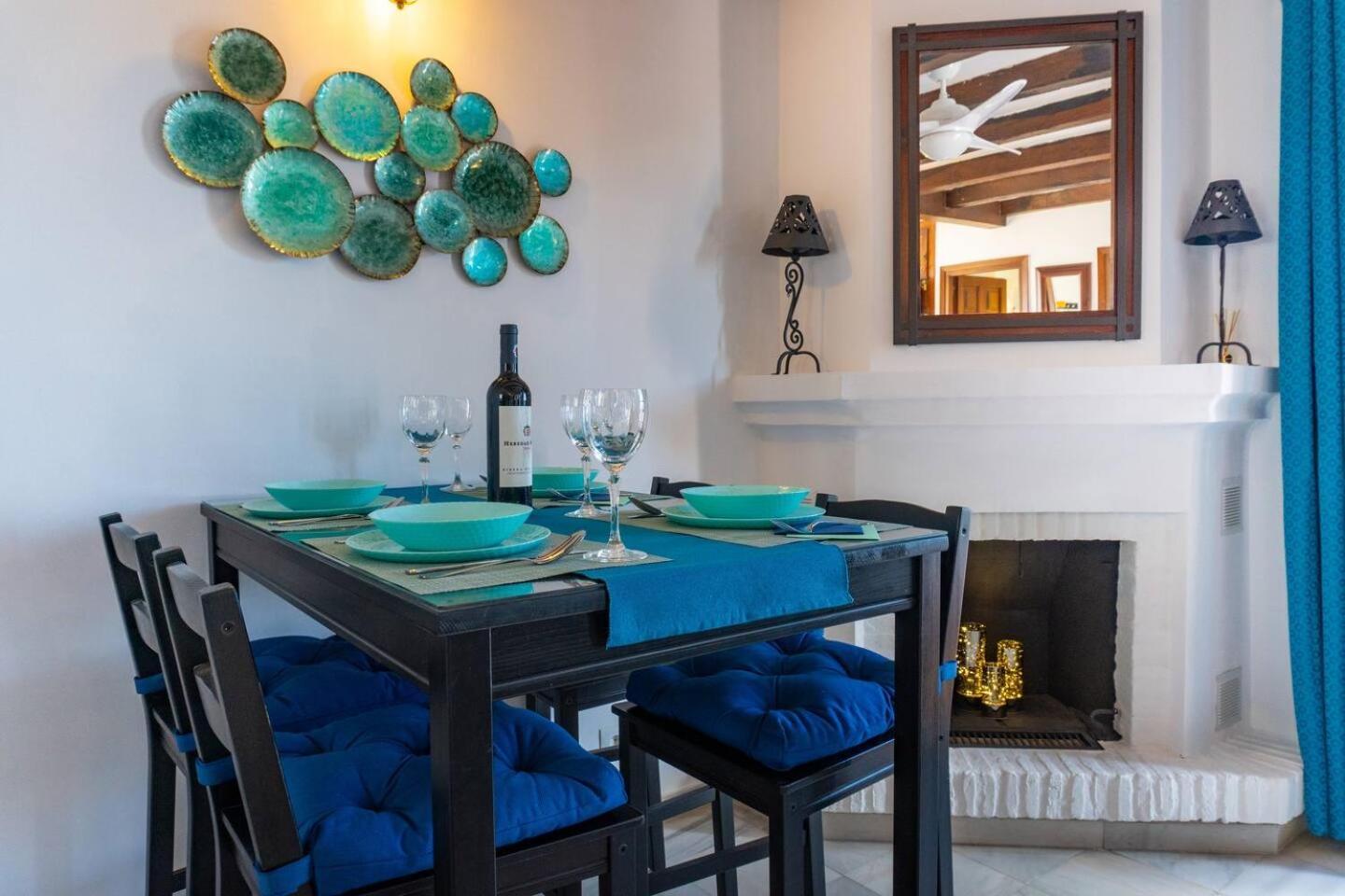 Idyllic Townhouse With Scenic Views Pueblo Mijas