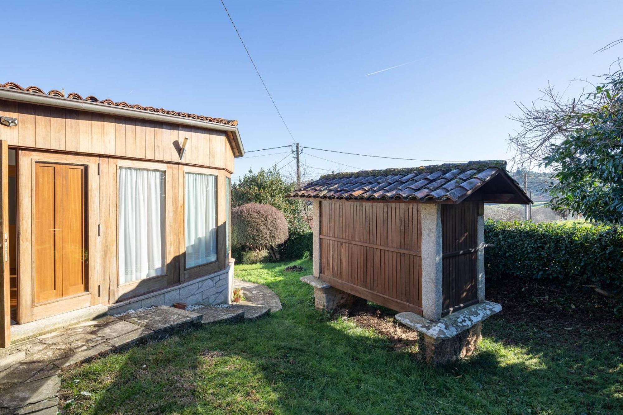Casa Souto De Abajo Adaptada Santiso