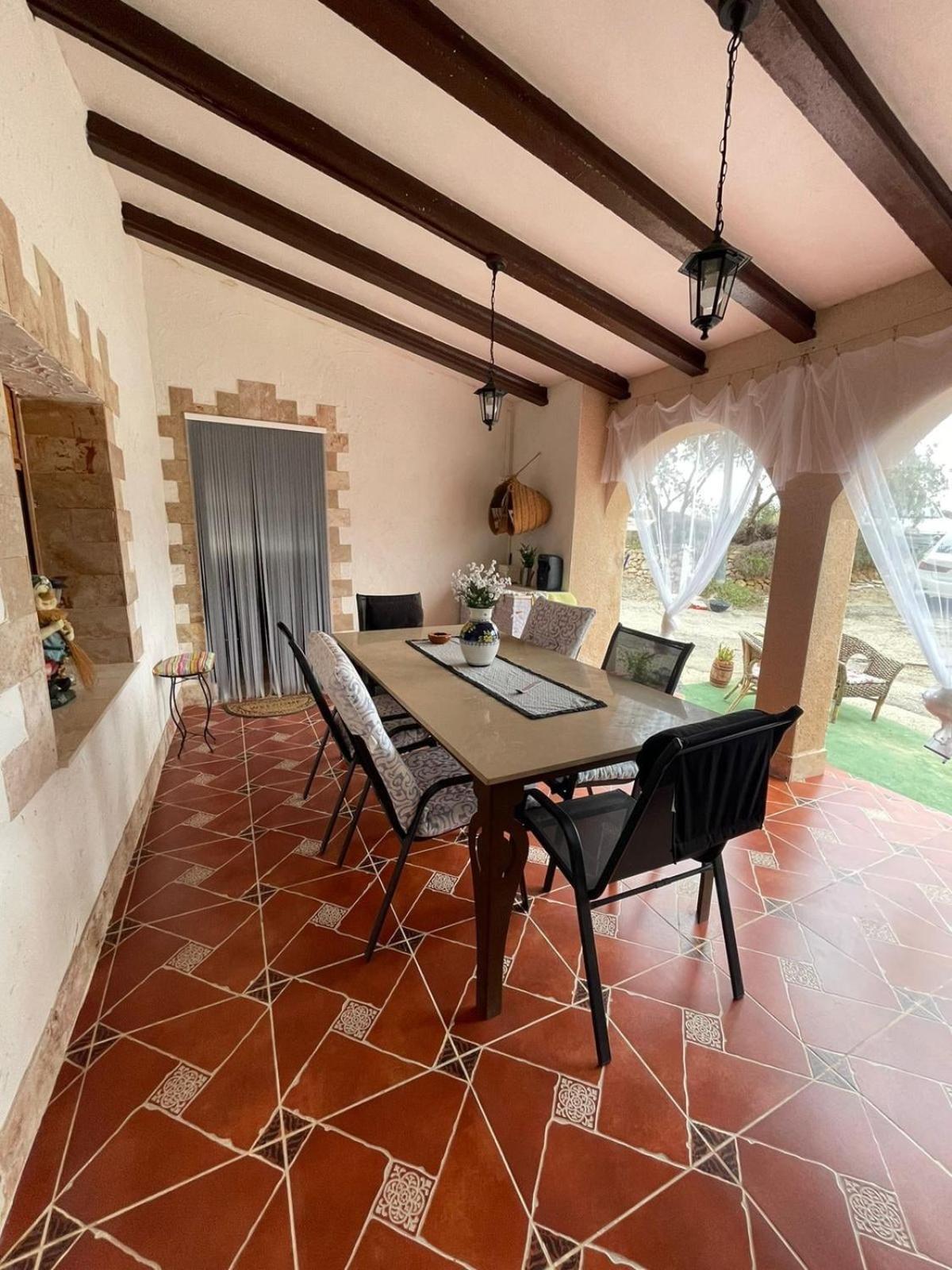 Chalet Cortijo De La Montana *
