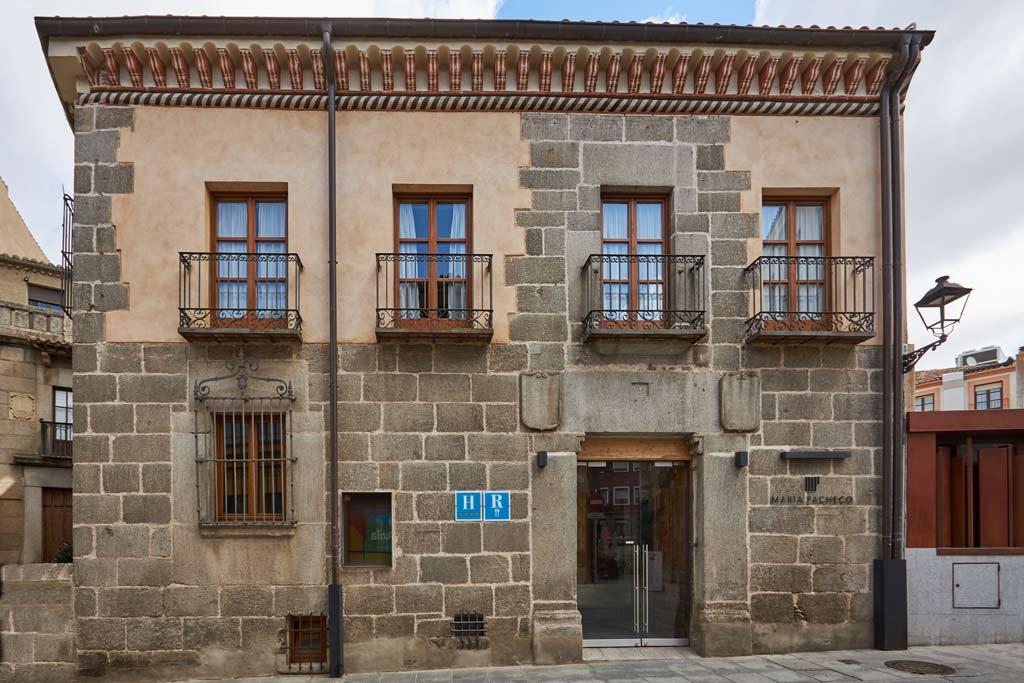 María Pacheco Boutique Ávila