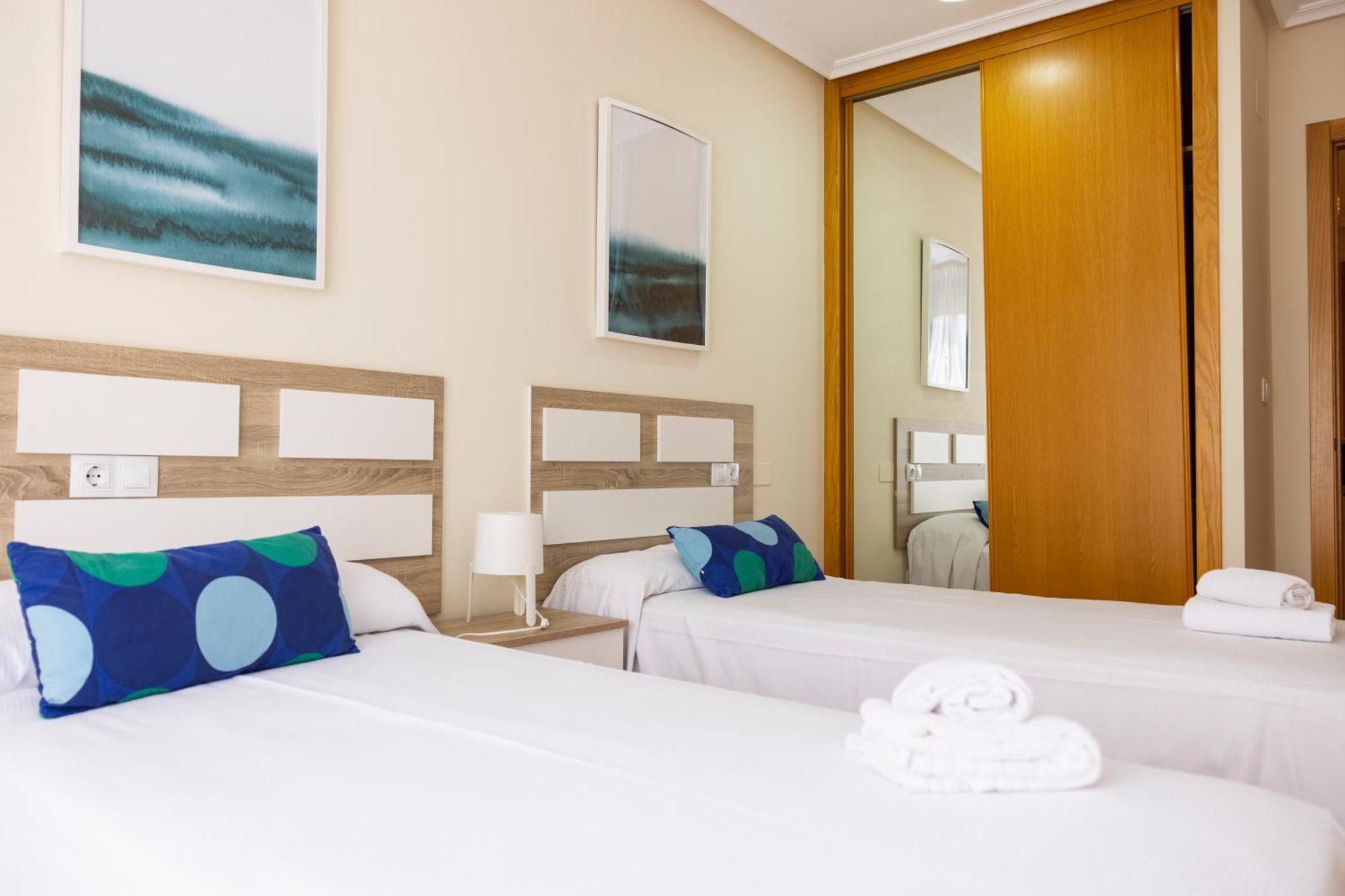 Apartagal-apartamentos Espasante * Porto de Espasante