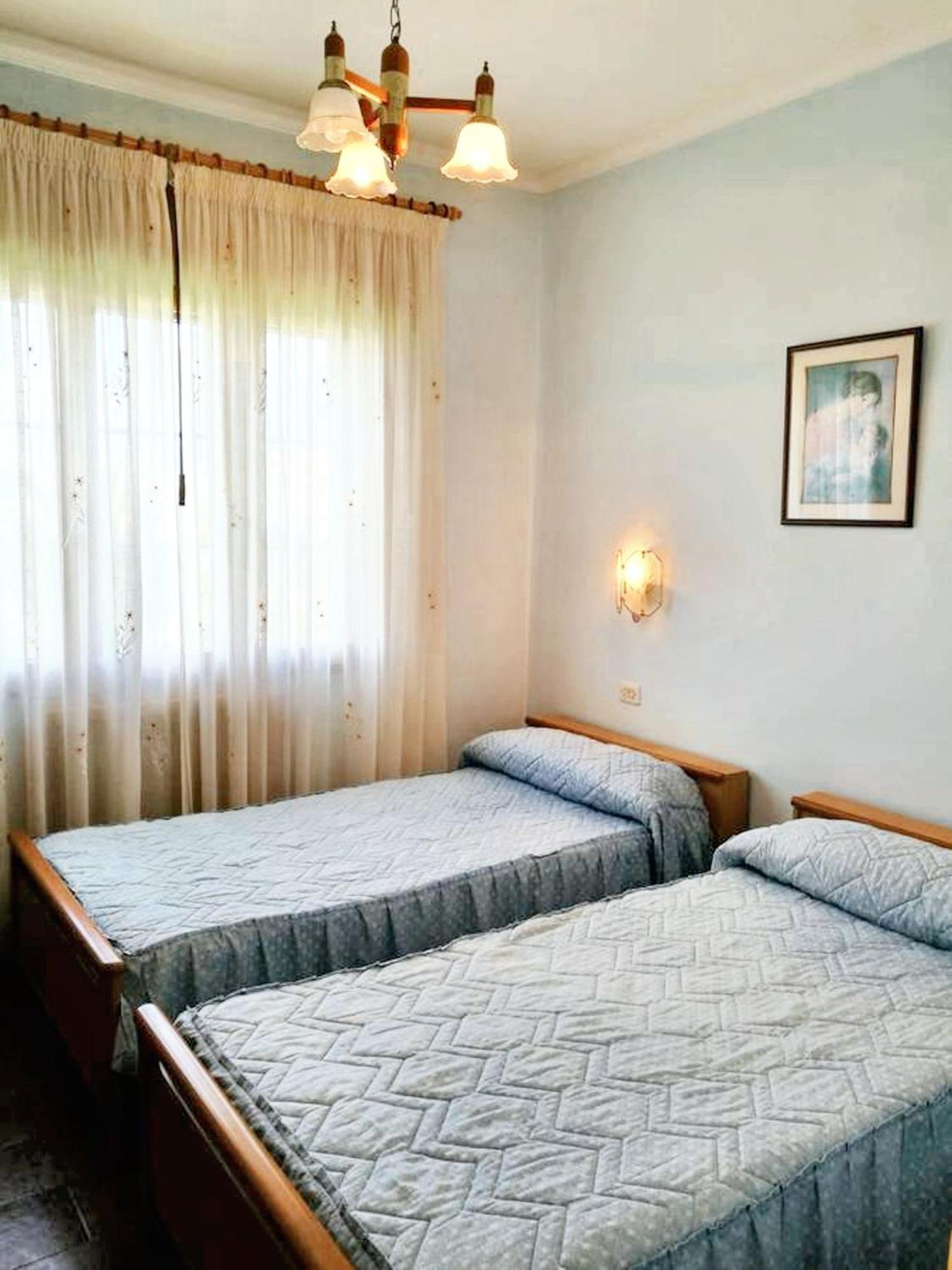 Charming House In Nois, Lugo With Terrace And Garden Сasa de vacaciones *