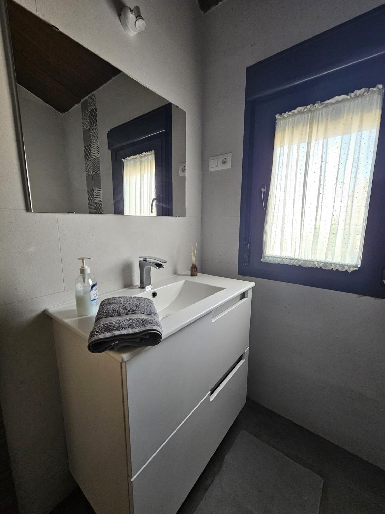 El Pez Casa Con Piscina Climatizada Villafranca de los Caballeros