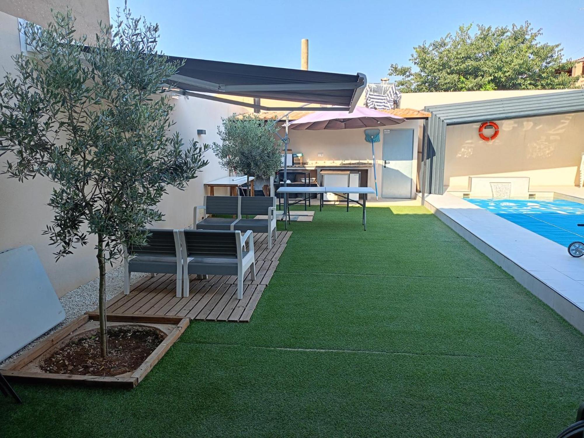 El Pez Casa Con Piscina Climatizada * Villafranca de los Caballeros