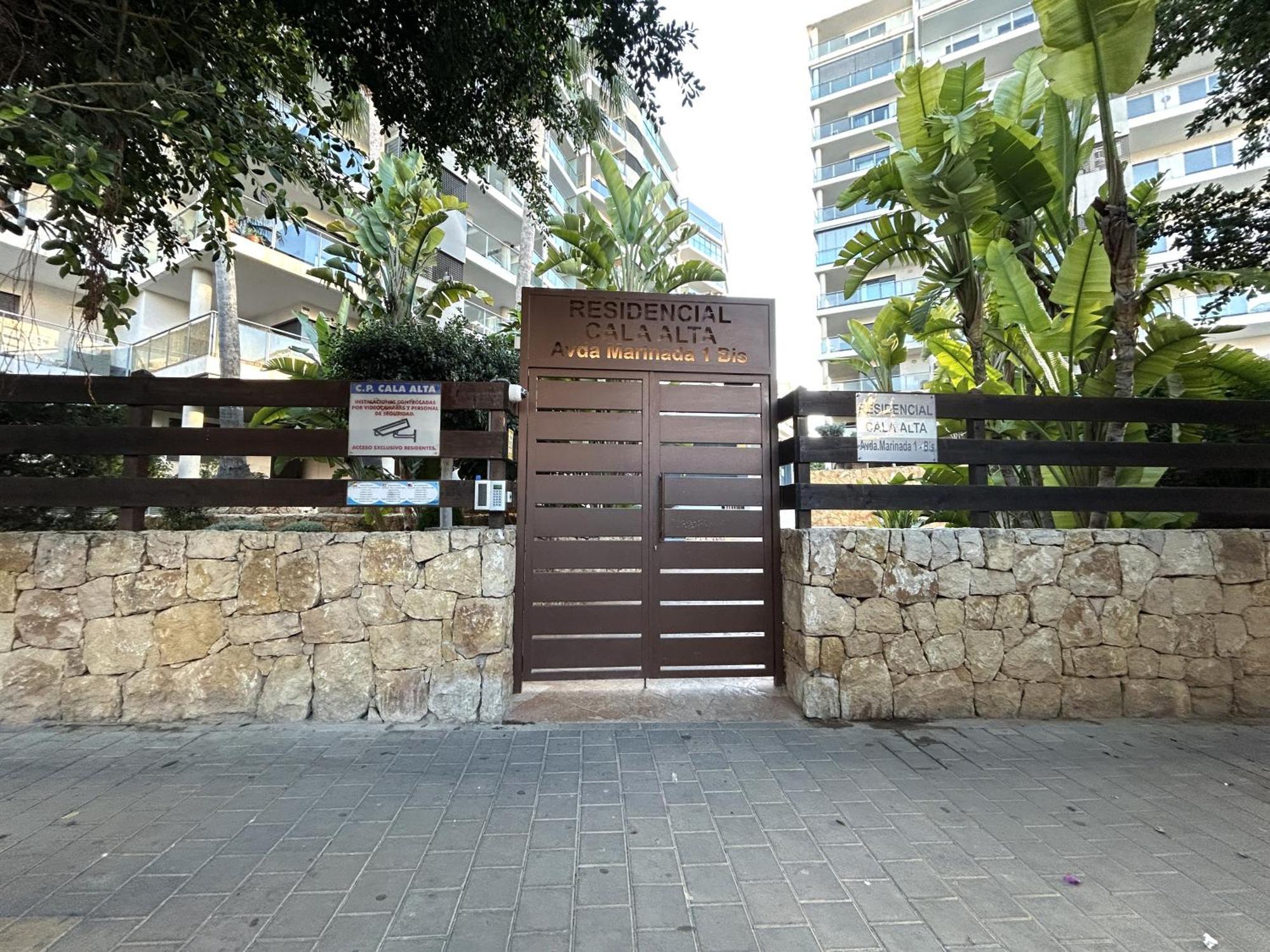 Relajate Junto Al Mar En Cala Alta Apartamento