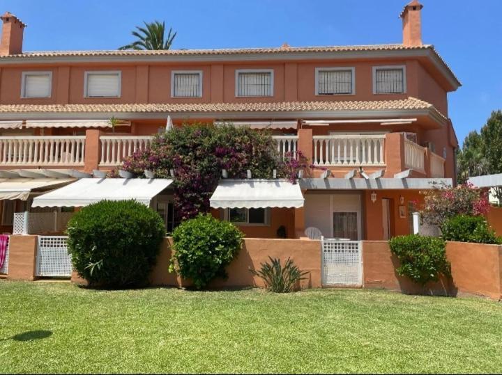 Premium En Planta Baja Junto Al Y Playa Del Arenal Jávea
