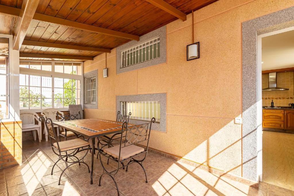 Villa Hills Private *