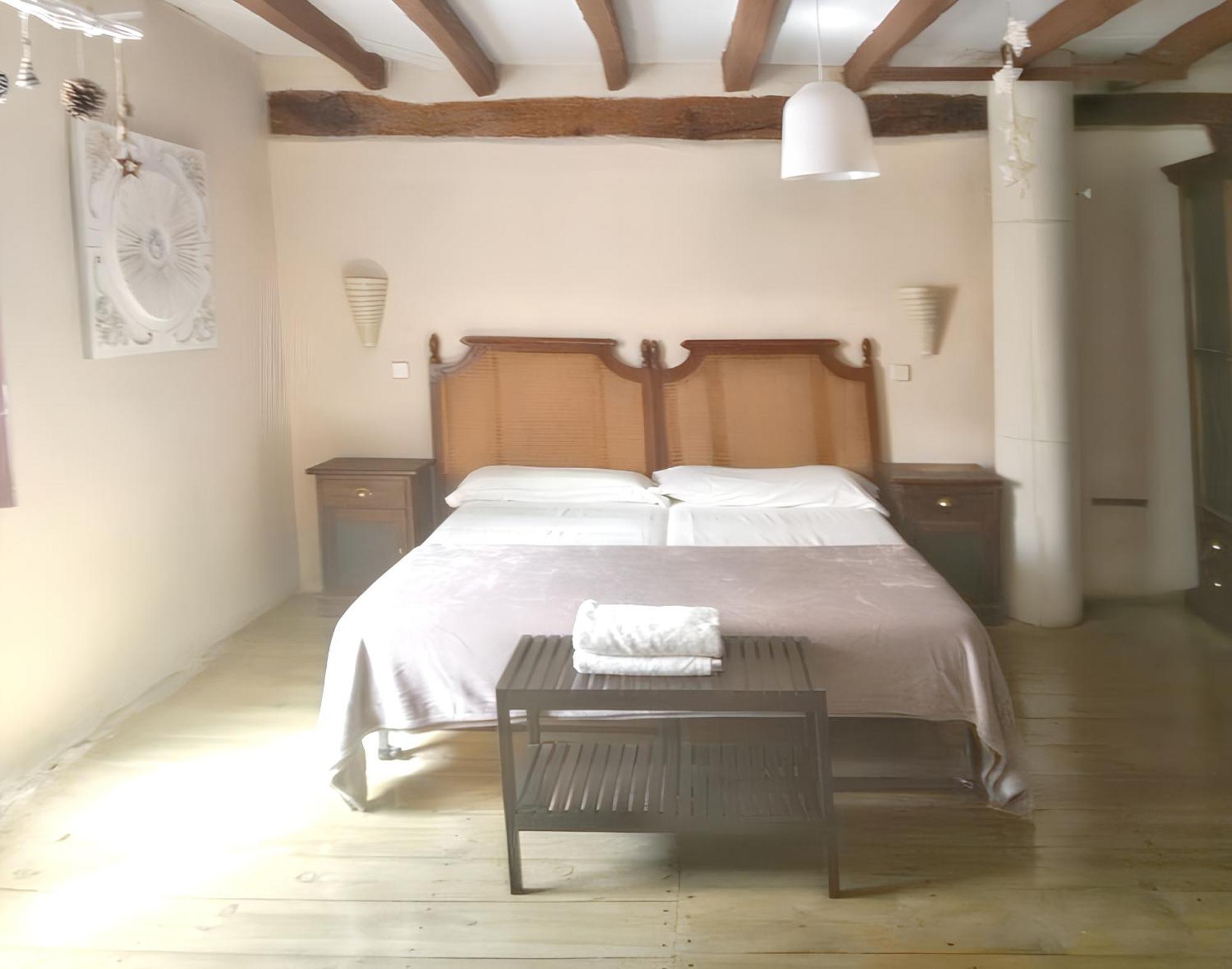 Spacious With Private Pool - *