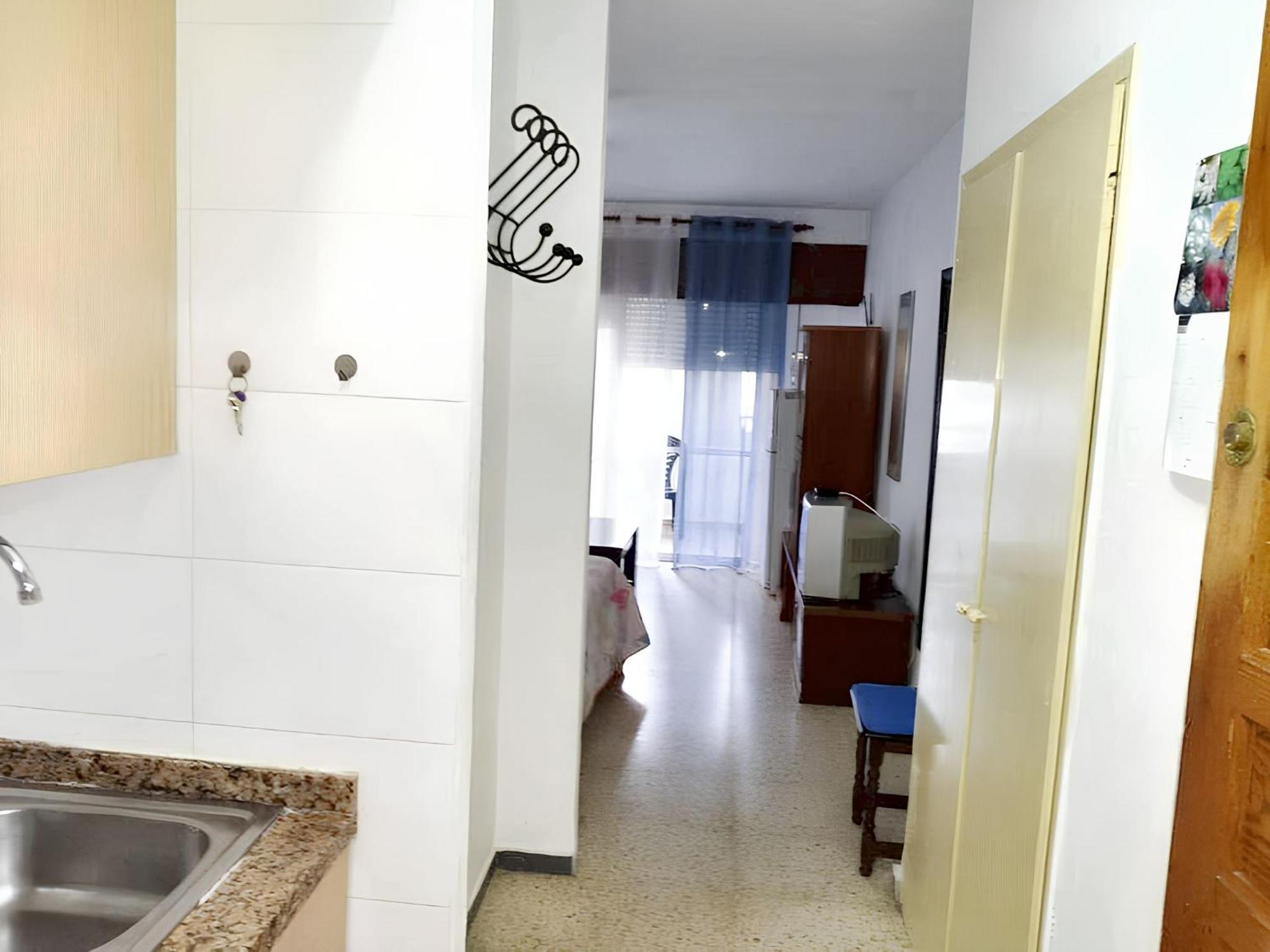 Cosy In 43 M² With Balcony Apartamento Torremolinos