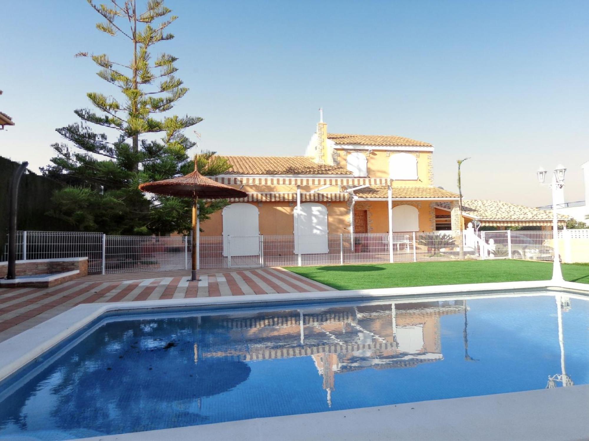 Villa Family In With Year-round Private Pool *