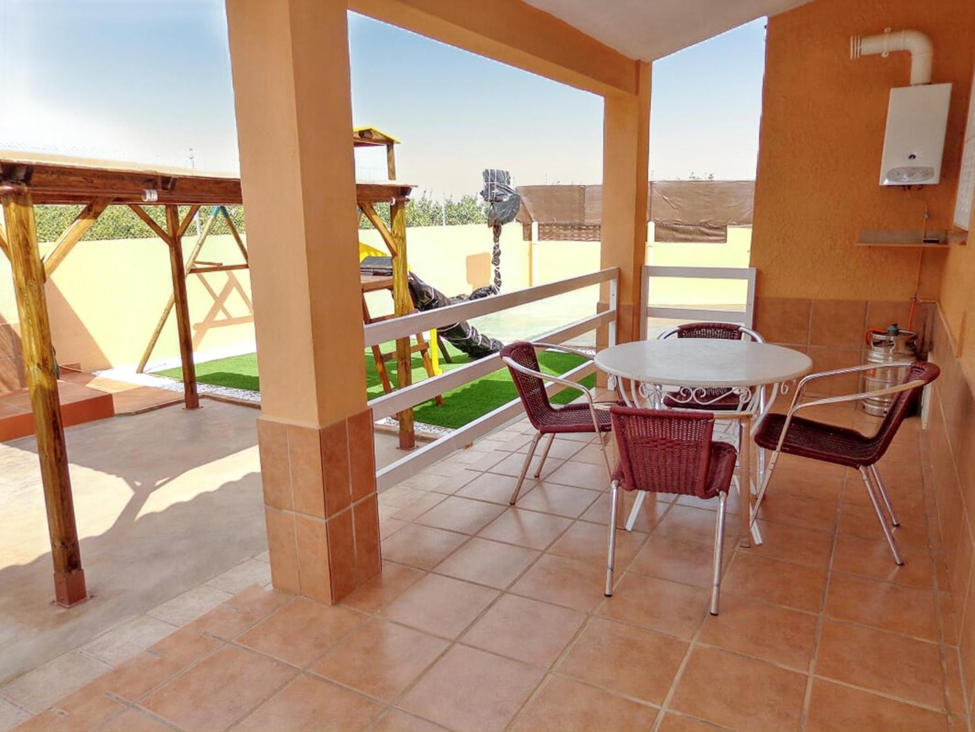 Family In With Year-round Private Pool *