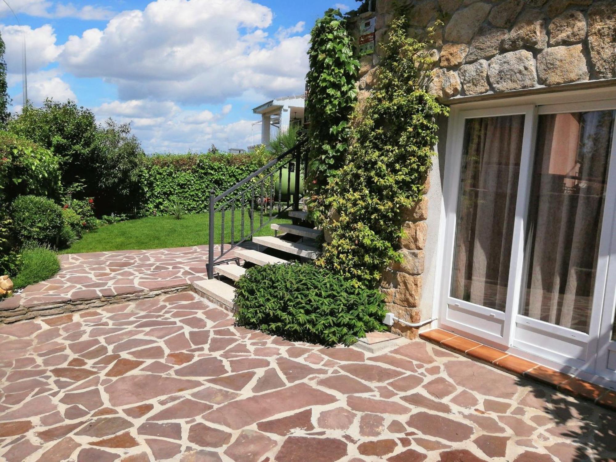 Comfortable In 100 Sqm + Terrace/garden Apartment *