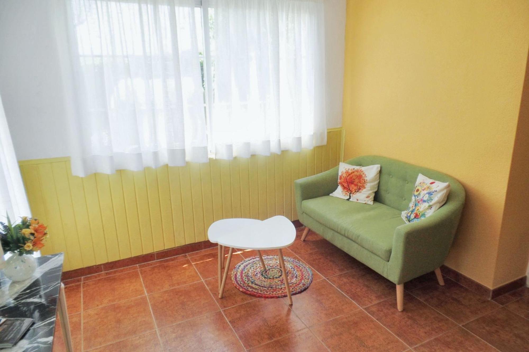 Apartment Comfortable In 100 Sqm + Terrace/garden *