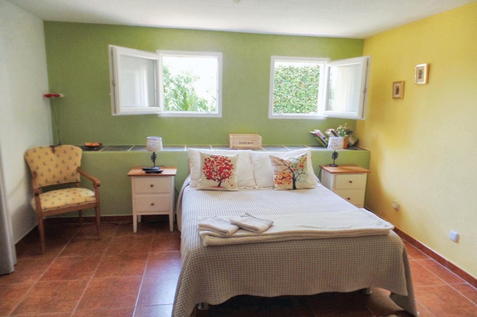 Comfortable In 100 Sqm + Terrace/garden *