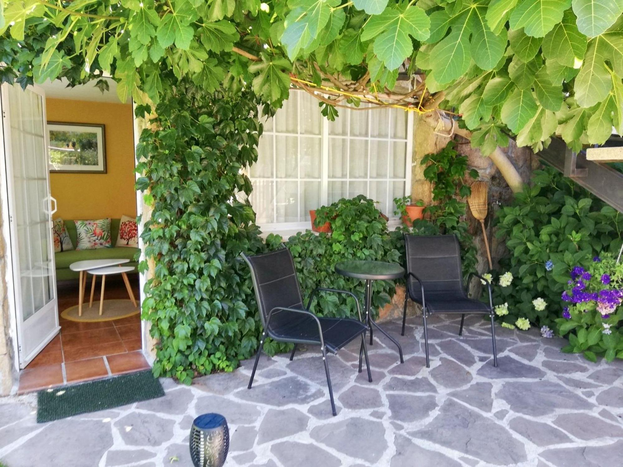 Comfortable In 100 Sqm + Terrace/garden Apartment *
