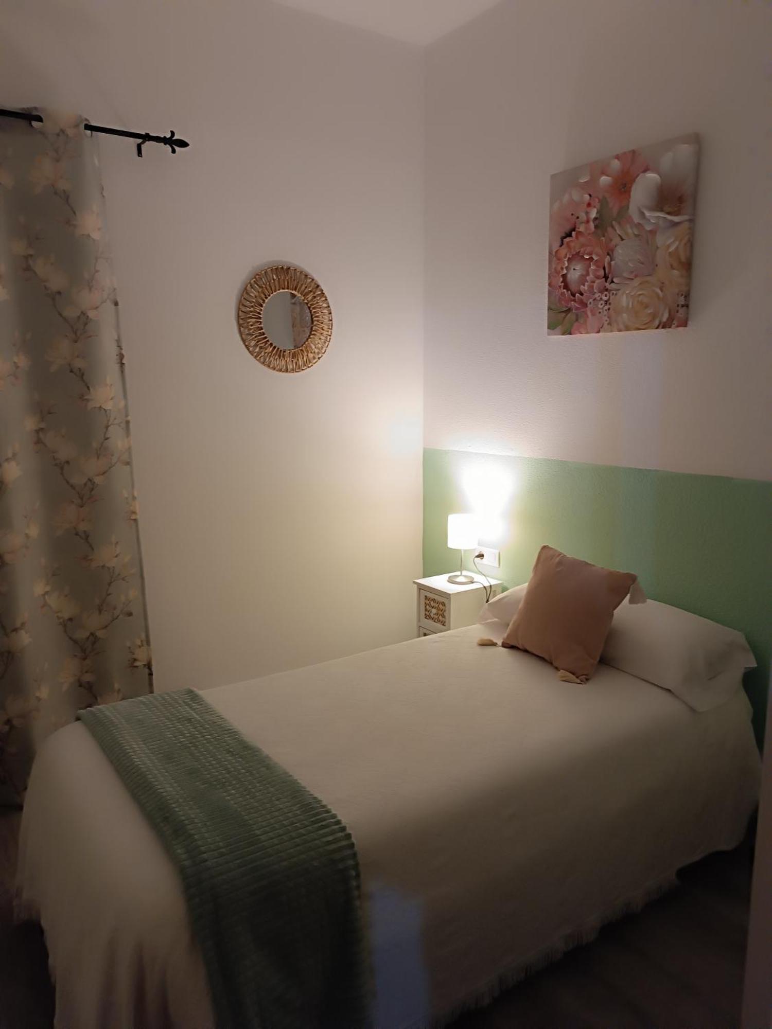 Apartamento At Plaza Del Duque Caces