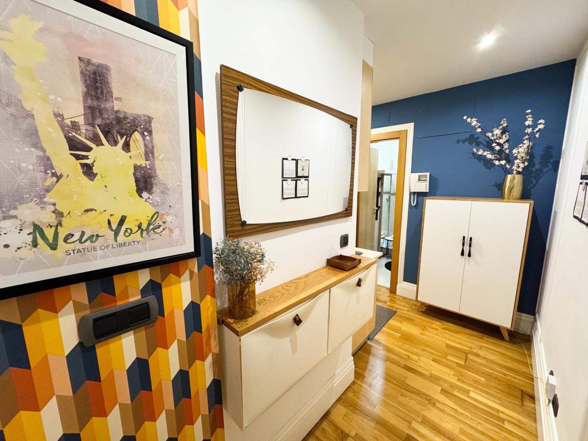Labarta Estudio En Puerta Del Sol Con Parking Apartment *