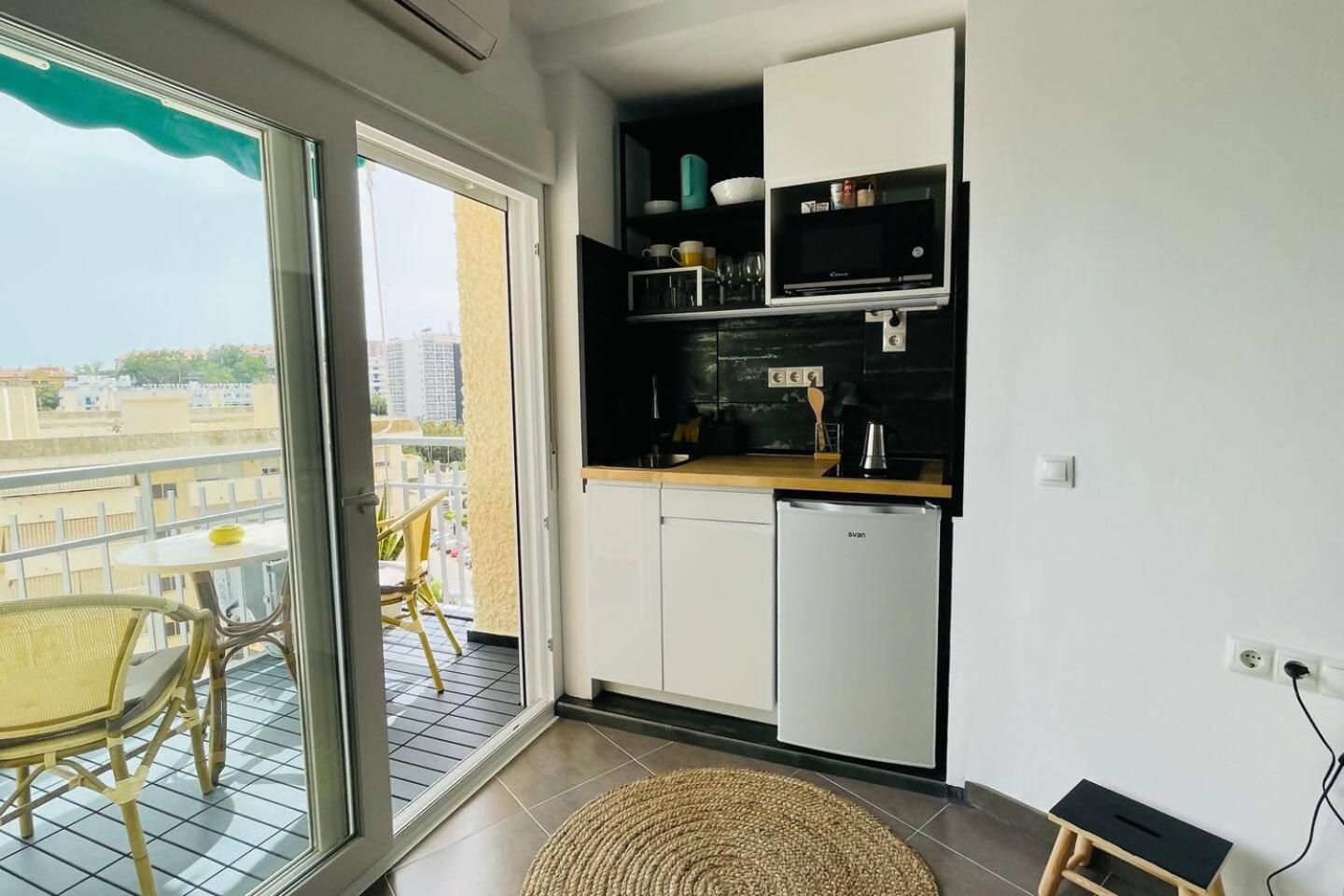 Apartamento Vistas Al Mar A 1 Min De Playa Con Parkig Gratis Benalmádena