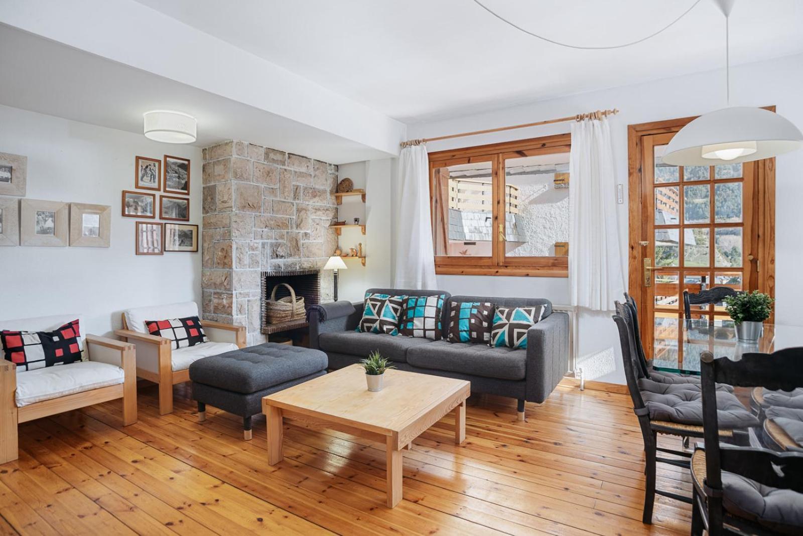 Apartamento Aspen - Garaje Piscina Y Vistas Sallent de Gállego