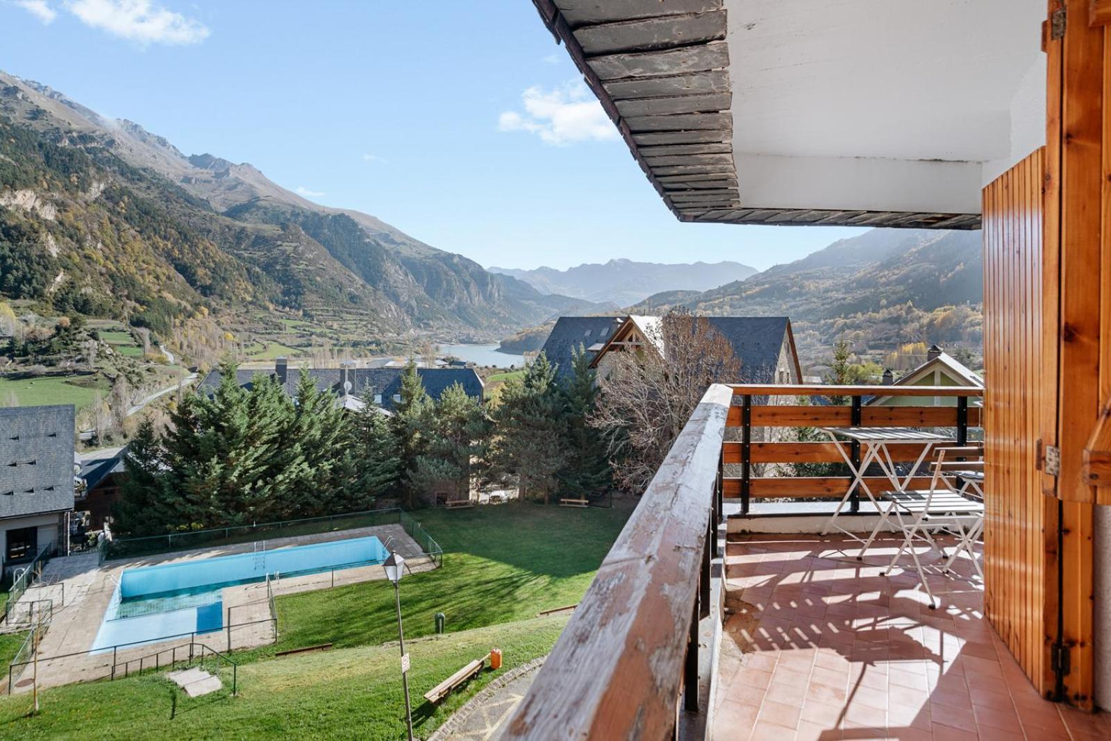 Aspen - Garaje Piscina Y Vistas Apartamento Sallent de Gállego