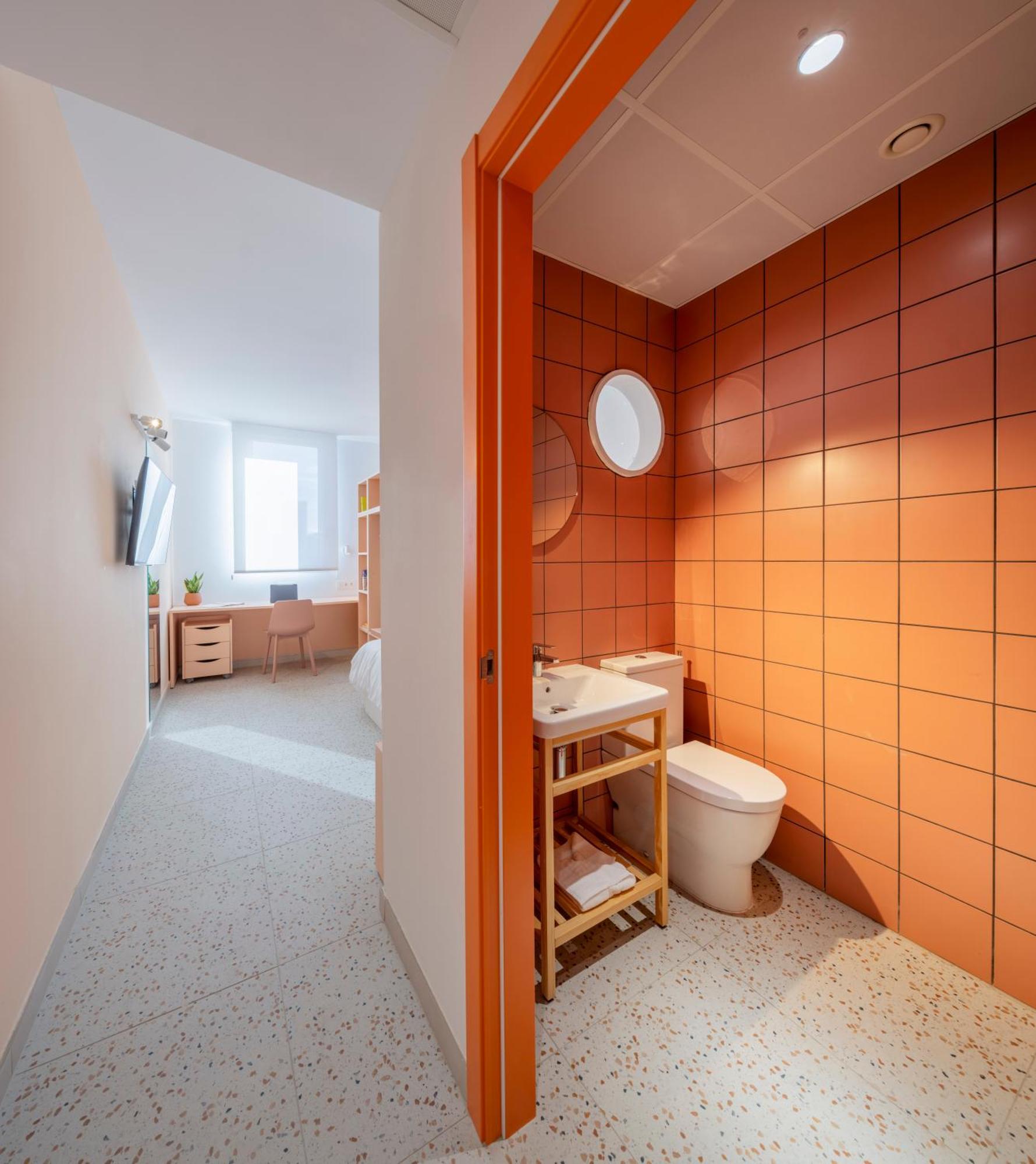 Loop Homes Tower 3* Burjassot