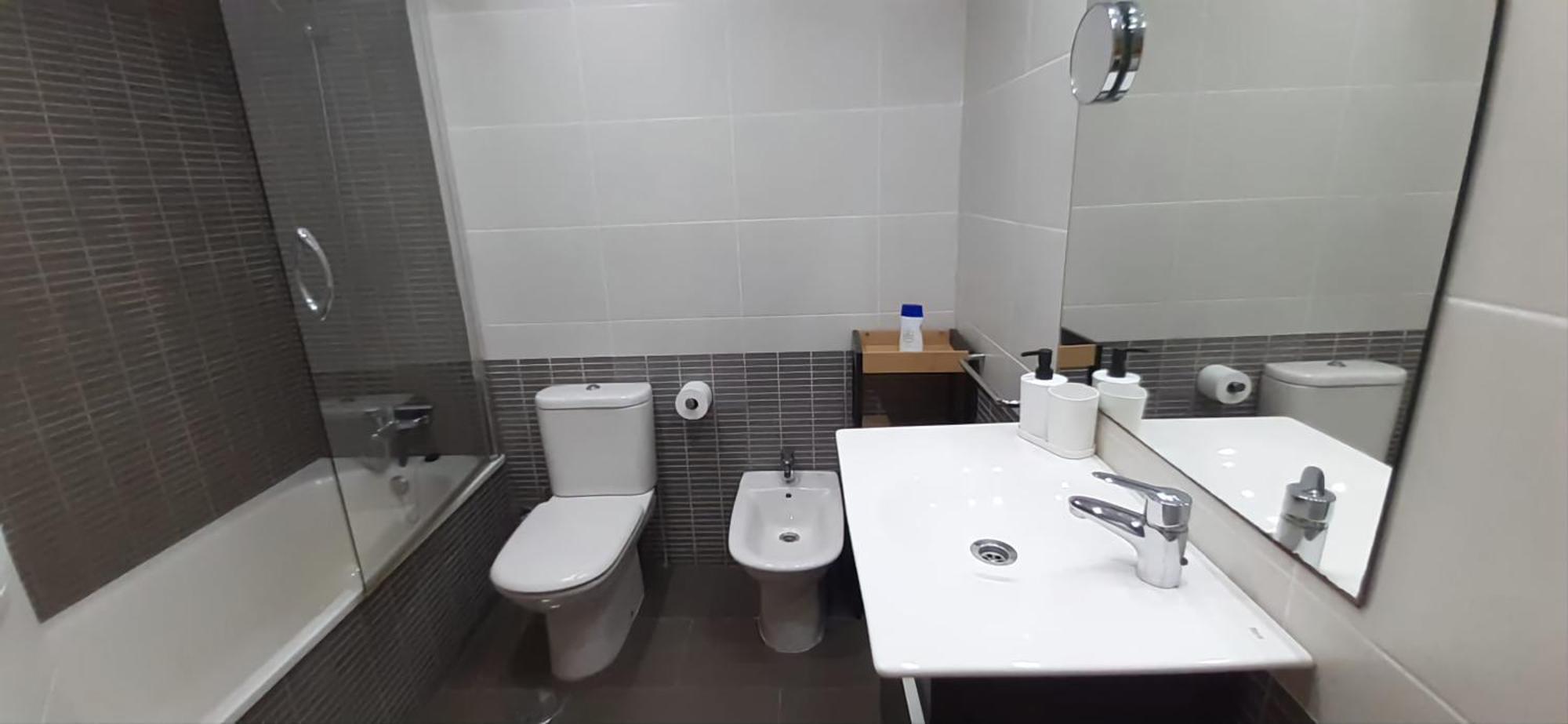 Bella - Excelente Ubicacion En Delicias, Vistas Al Mar, Wifi Y Parking Gratis Apartment