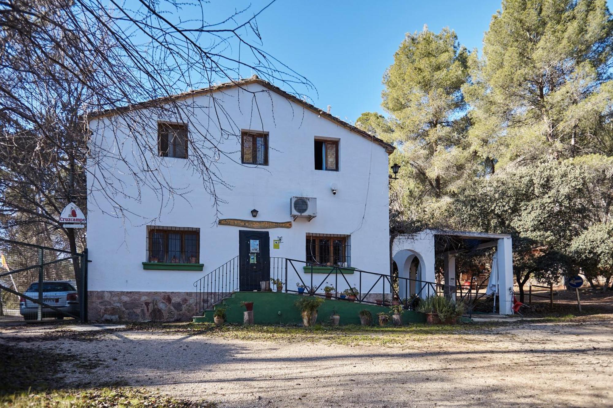 Montillana Con Camping *