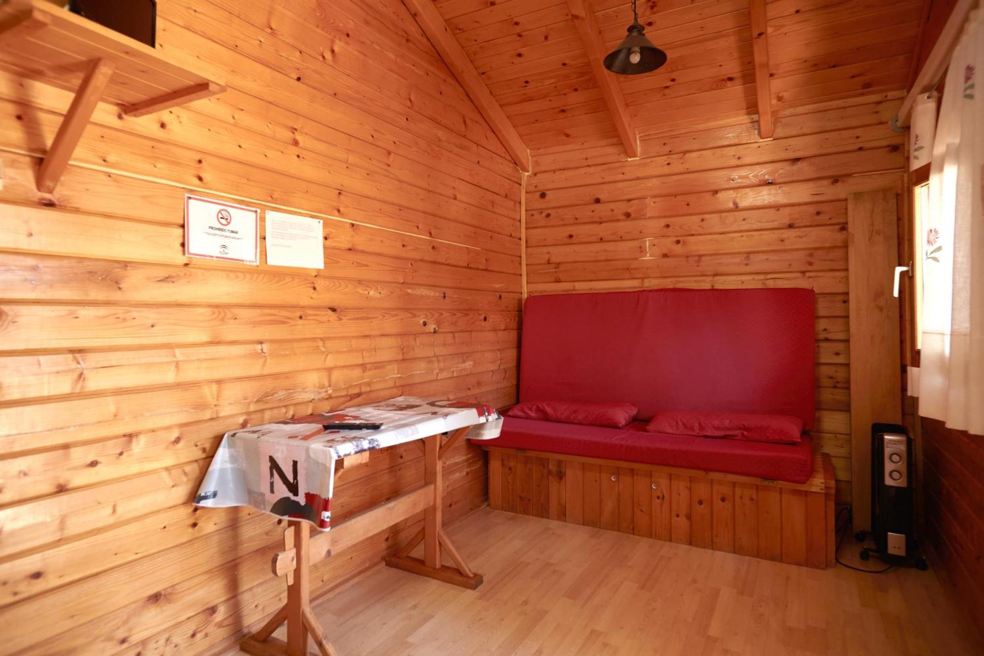 Montillana Con Camping *