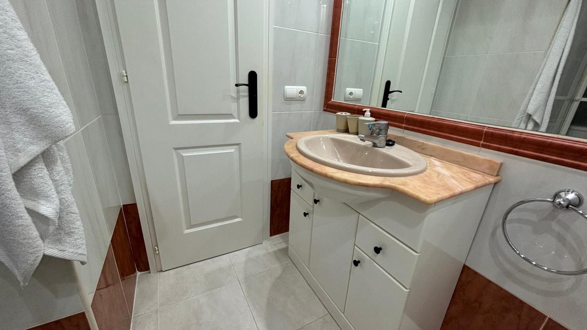 Apartahotel Topacio Ii 47c *