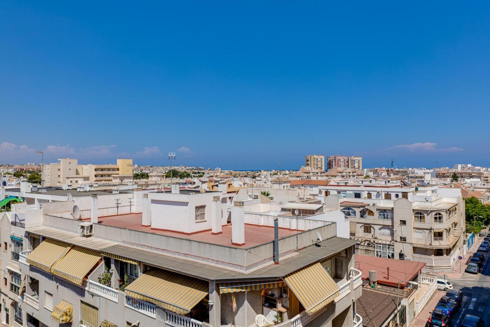 Concordia Beachside Apartment: Near Del Cura & Station *