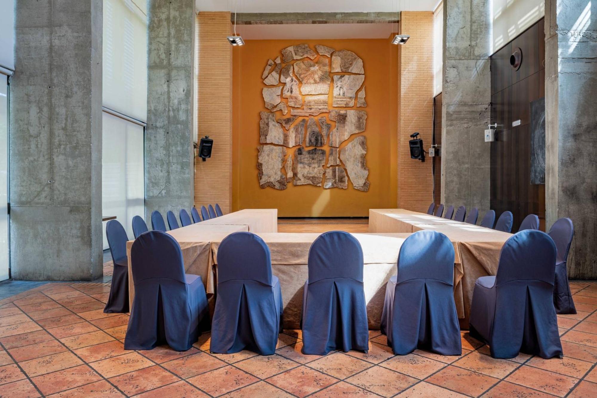 Hotel Ac Ciudad De By Marriott 4*
