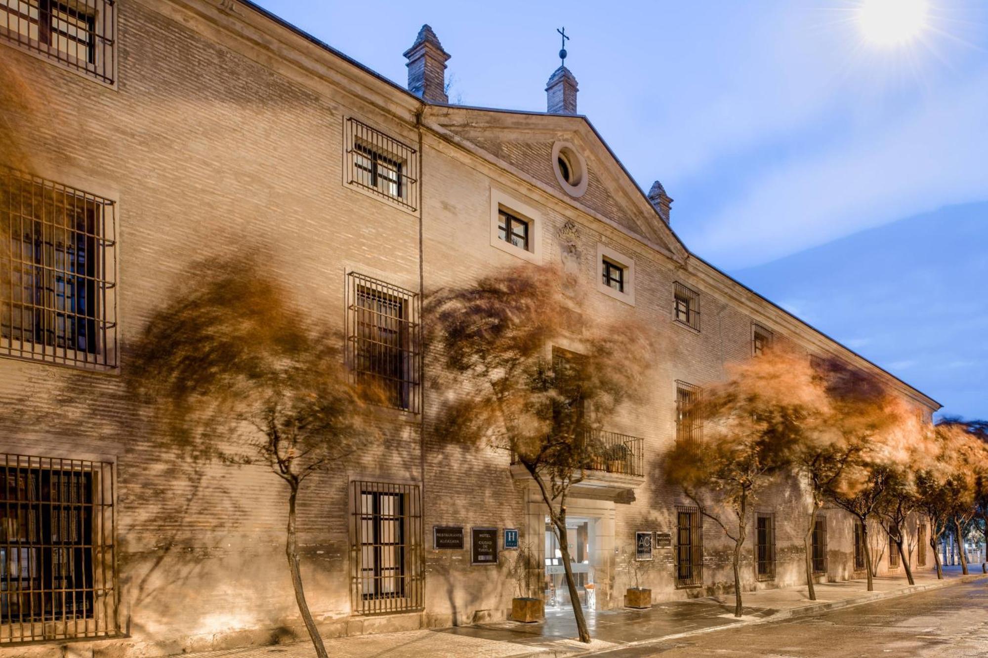 Hotel Ac Ciudad De By Marriott 4*