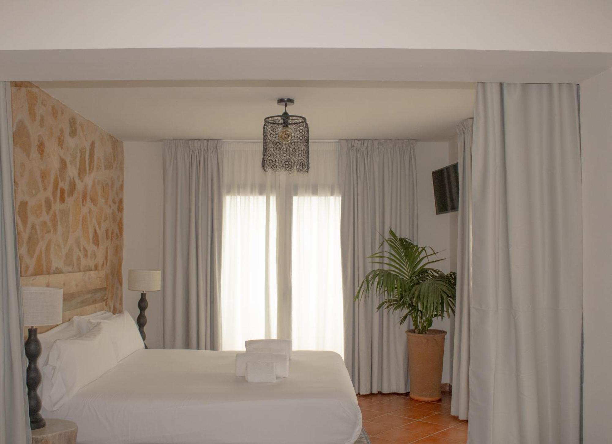 Pensión La Torre Ibiza Cap Negret *