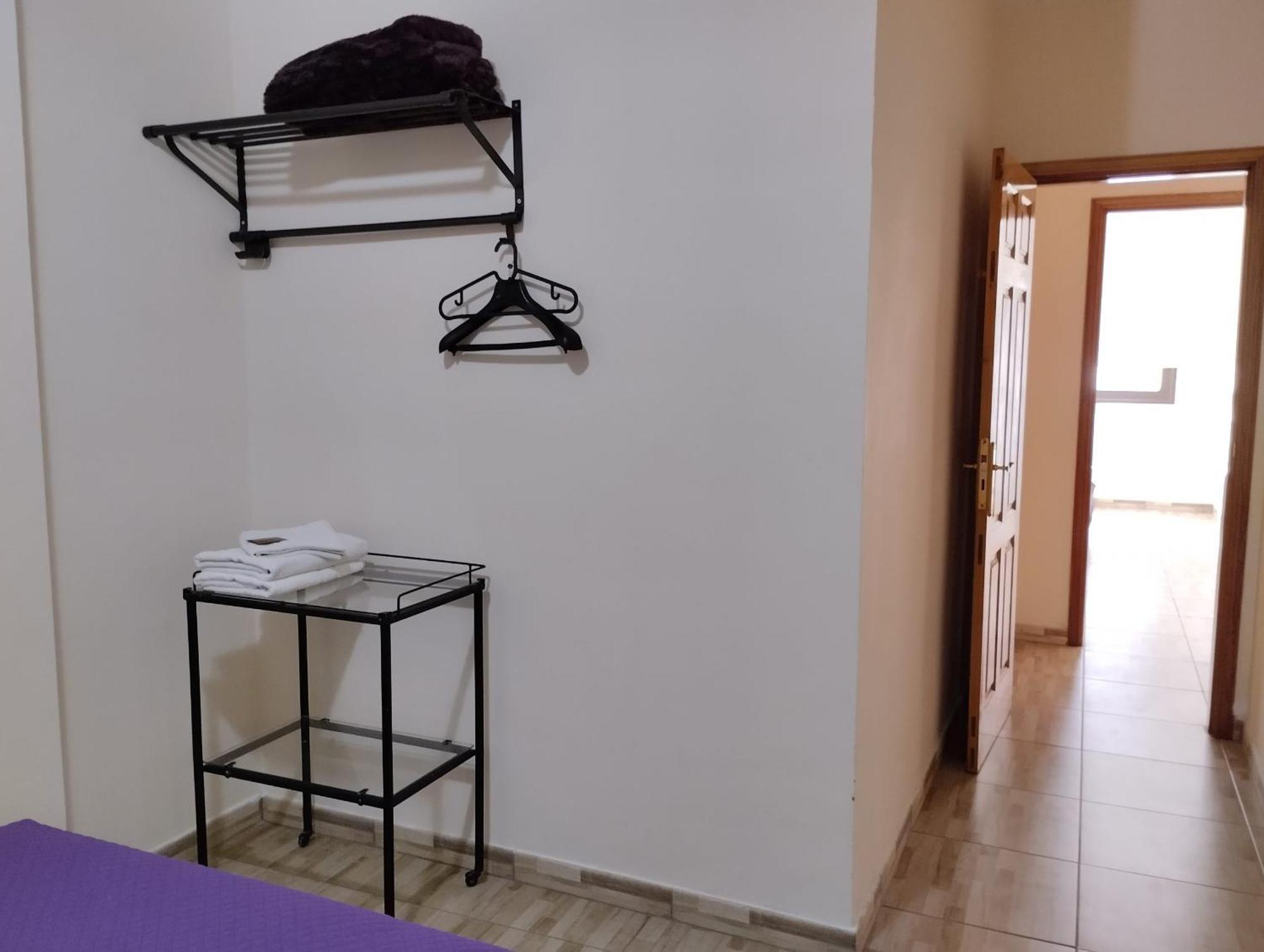 La 4 Apartment
