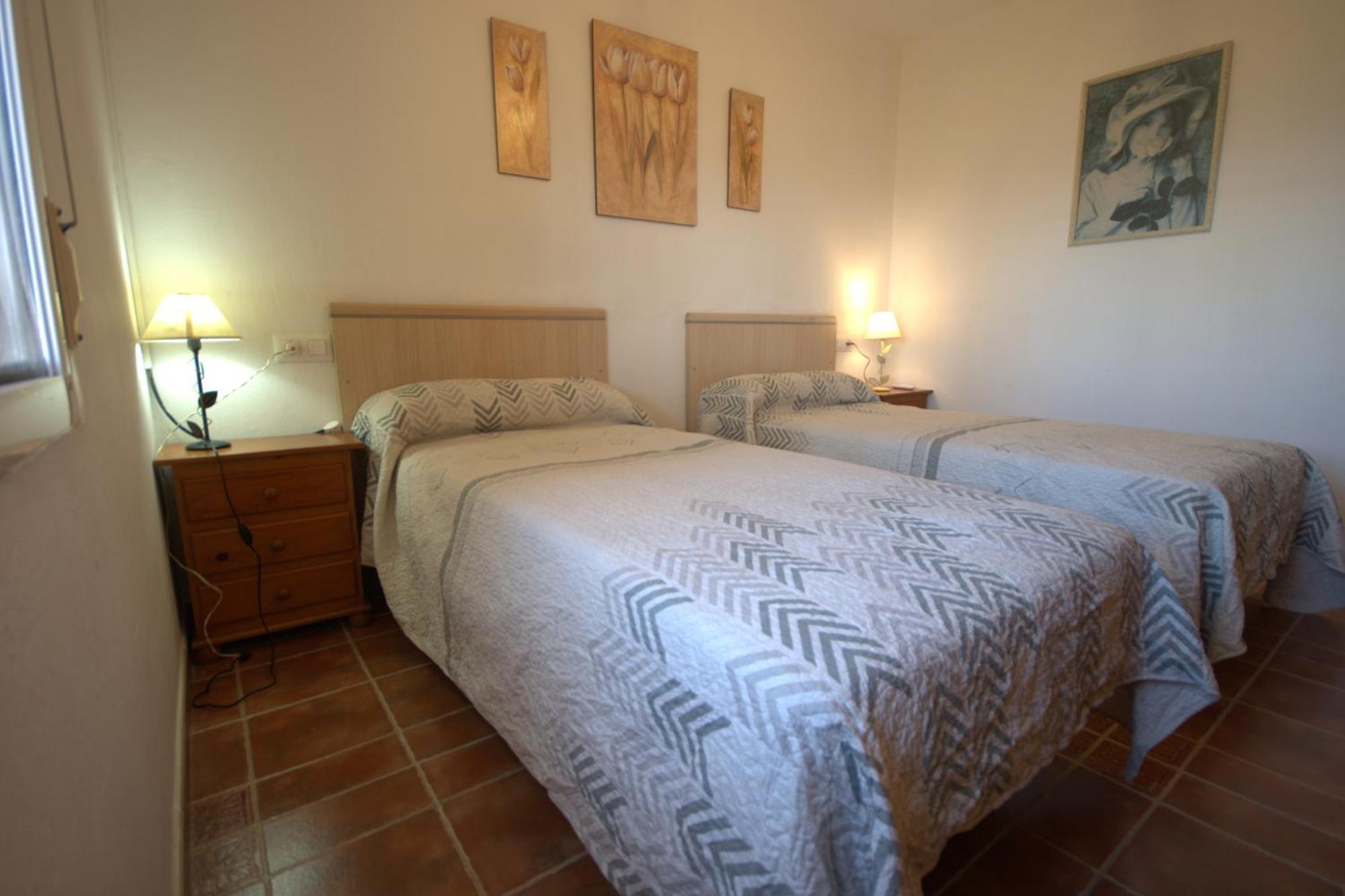 Livingtarifa Concha *