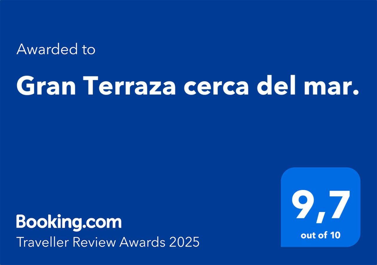 Gran Terraza Cerca Del Mar. Apartamento