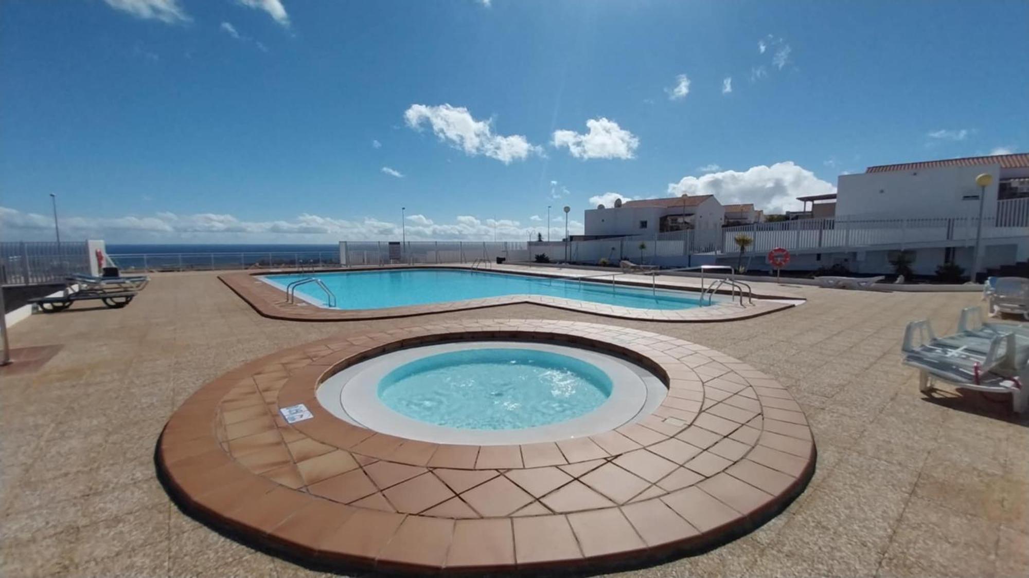 Apartment Maison Vue Avec Piscine *