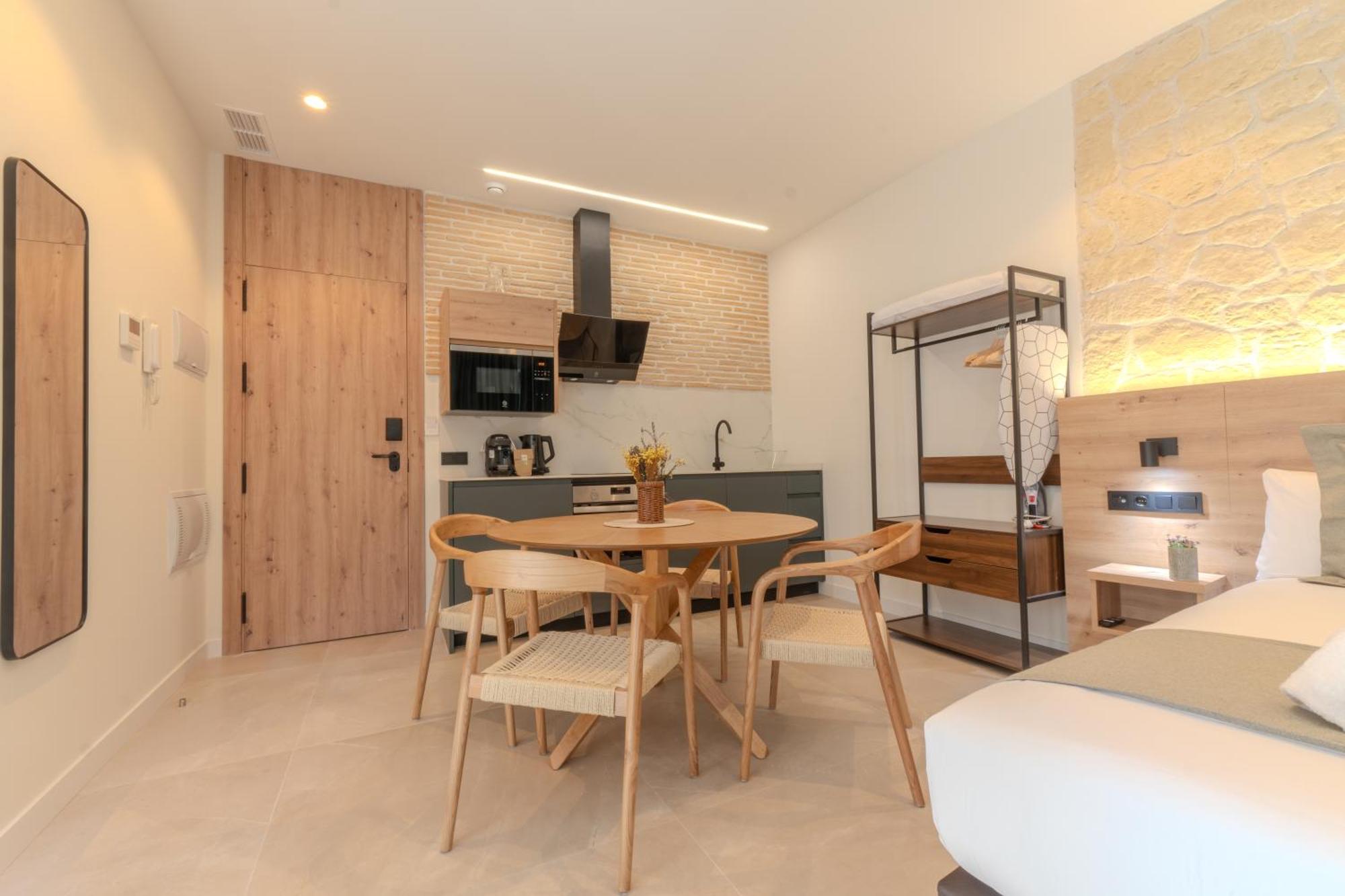 Apartahotel La Basilica By Bealicante *