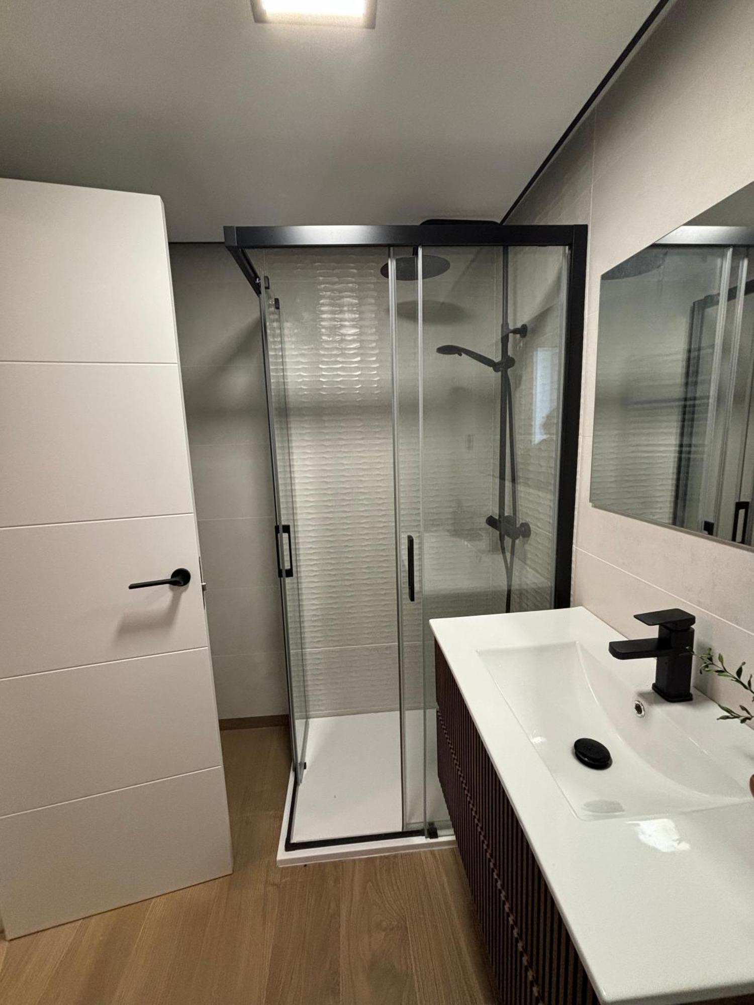 Victrix Homes León