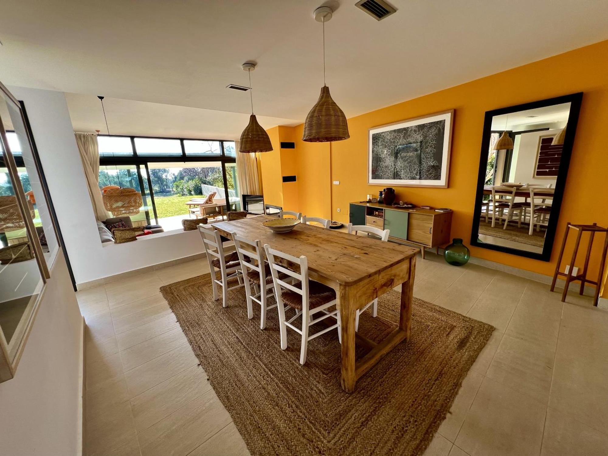 Villa Casa De Estilo Moderno Con Gran Jardin Y Piscina *